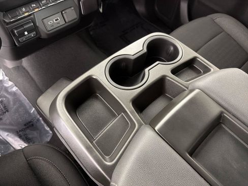Certified 2024 Chevrolet Silverado 2500 Custom w/ Custom Value Package AWD/4WD image 28