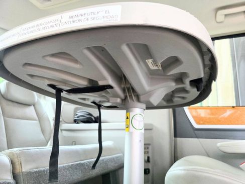 Used 2008 Chrysler Town & Country Limited w/ Entertainment Group #3 FWD image 22