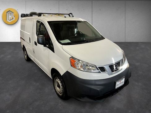 Used 2018 Nissan NV200 S w/ Back Door Glass Package image 8
