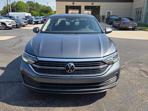 Used 2024 Volkswagen Jetta S FWD image 2