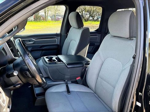Used 2022 RAM 1500 Big Horn image 9