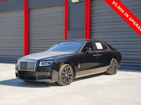 Used 2021 Rolls-Royce Ghost image 1