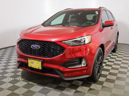 Certified 2024 Ford Edge ST-Line AWD/4WD image 3