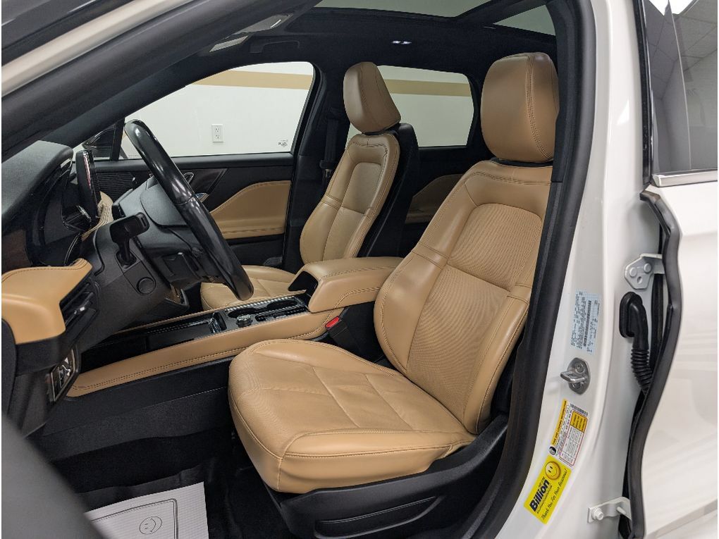 Used 2022 Lincoln Corsair Reserve w/ Elements Package AWD/4WD image 8