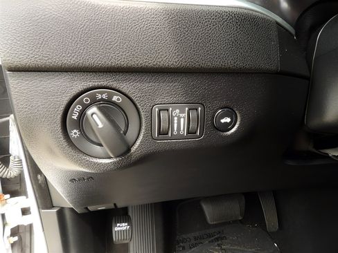 Used 2021 Dodge Charger SXT w/ Leather Interior Group image 26