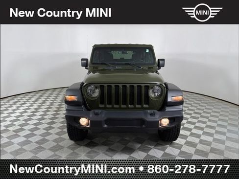 Used 2022 Jeep Wrangler Sport AWD/4WD image 2