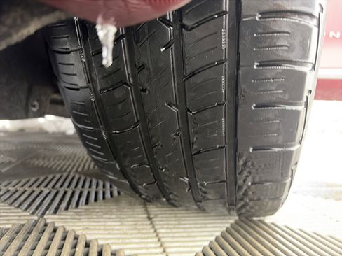 Used 2021 Chrysler Pacifica Pinnacle image 13