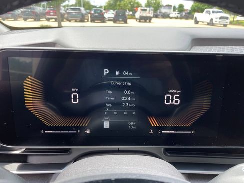 New 2026 Kia Carnival EX FWD image 28