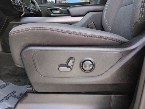 Used 2023 RAM 1500 Big Horn AWD/4WD image 24