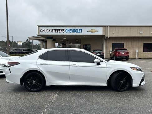 Used 2023 Toyota Camry XSE image 4