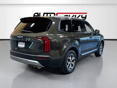 Used 2022 Kia Telluride EX FWD image 7