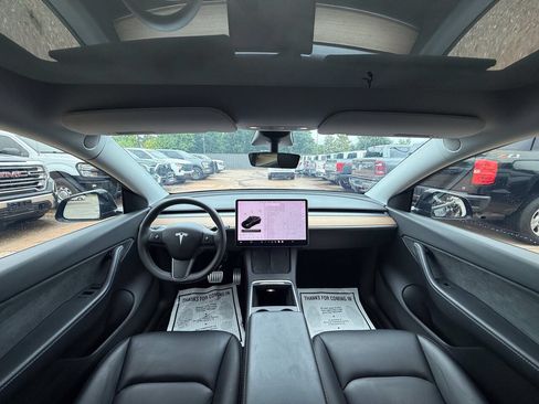 Used 2021 Tesla Model Y Performance AWD/4WD image 18