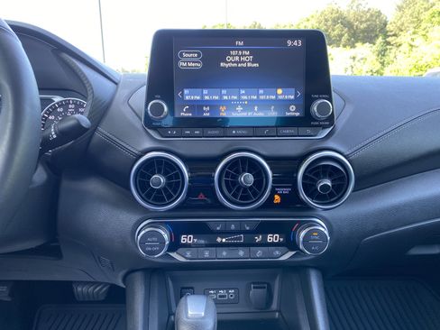 Used 2025 Nissan Sentra SV w/ All-Weather Package FWD image 24