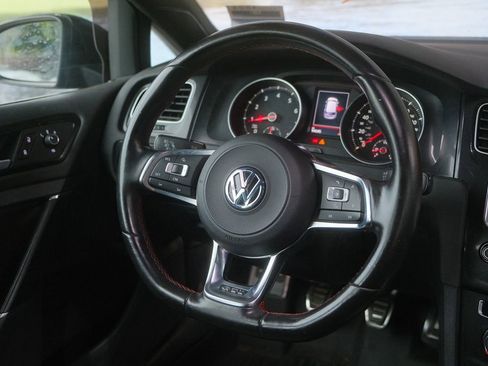 Used 2017 Volkswagen GTI Sport image 25