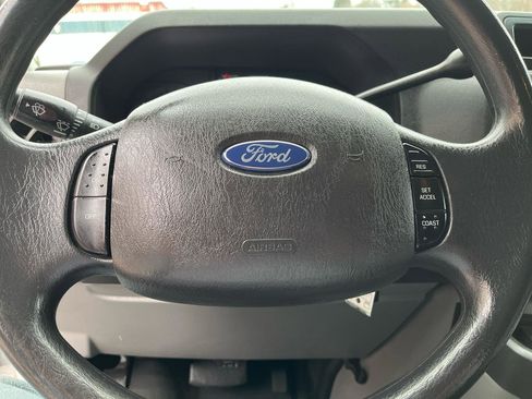 Used 2013 Ford E-250 and Econoline 250 w/ Commercial Cargo Van Pkg image 18
