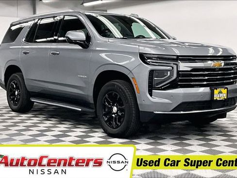 Used 2025 Chevrolet Tahoe LT AWD/4WD image 1