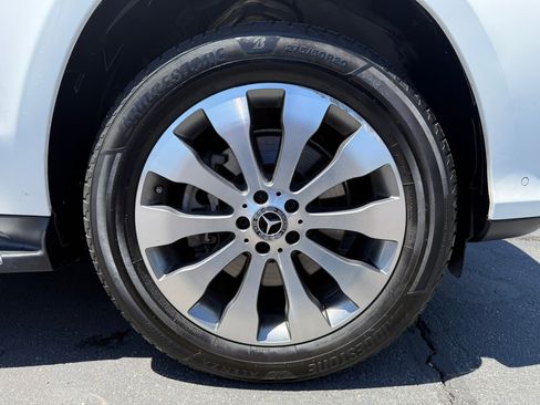 Used 2019 Mercedes-Benz GLS 450 4MATIC image 32