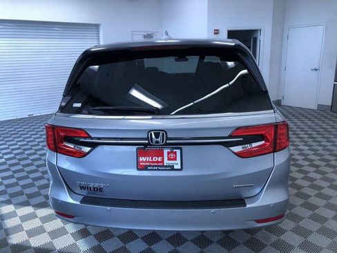 Used 2023 Honda Odyssey Touring image 13