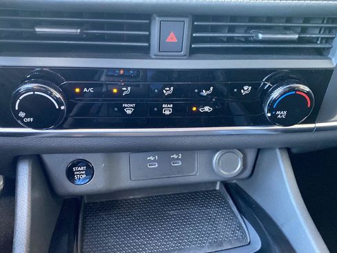 Certified 2025 Nissan Rogue S FWD image 24