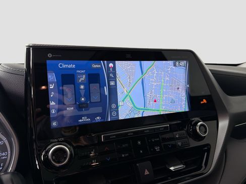 Used 2021 Toyota Highlander Platinum image 13