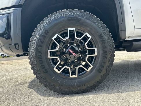 New 2026 GMC Sierra 2500 AT4X AWD/4WD image 12