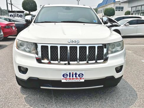Used 2011 Jeep Grand Cherokee Overland AWD/4WD image 3
