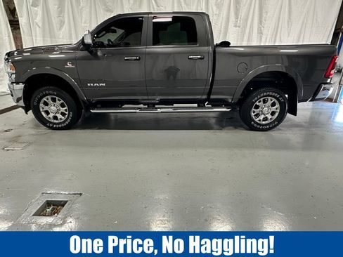 Used 2022 RAM 2500 Laramie AWD/4WD image 4