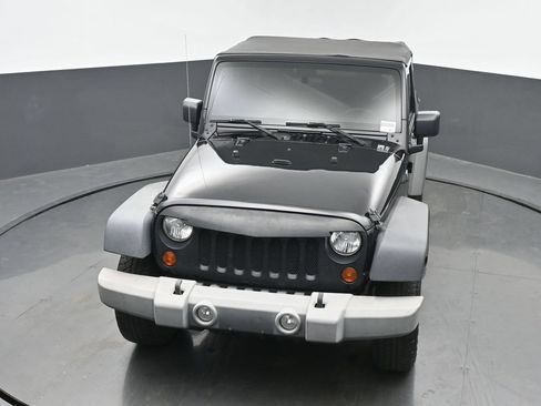 Used 2013 Jeep Wrangler Sport AWD/4WD image 31
