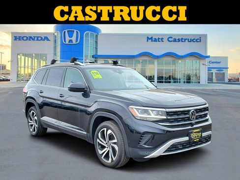 Used 2021 Volkswagen Atlas SEL Premium image 1