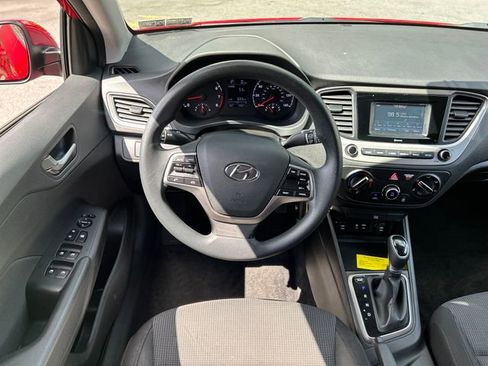 Used 2019 Hyundai Accent SE image 14