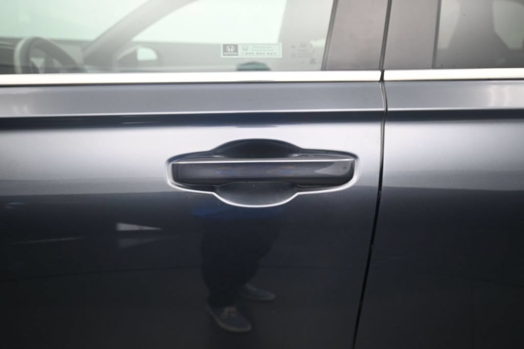 Used 2025 Honda CR-V Sport image 13