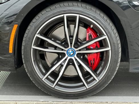 Used 2023 BMW 330e w/ M Sport Package RWD image 31