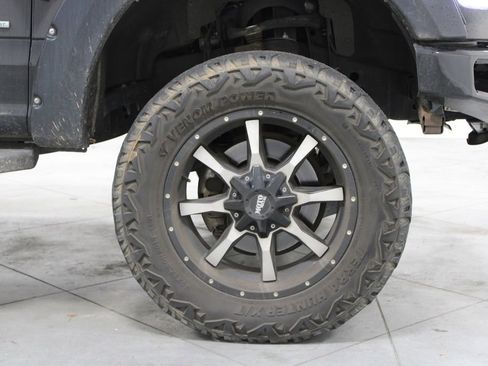 Used 2016 Ford F150 Lariat image 12