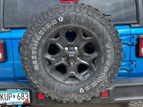 Used 2023 Jeep Wrangler Unlimited w/ 8.4" Radio Group image 12