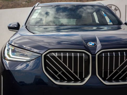 Used 2026 BMW X3 xDrive30i w/ Premium Package AWD/4WD image 9