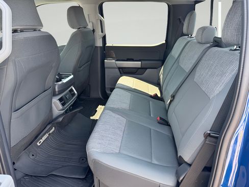 Used 2022 Ford F150 XLT w/ Equipment Group 302A High AWD/4WD image 18