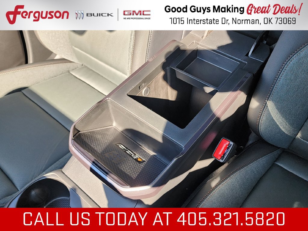 New 2027 GMC Terrain AT4 w/ Convenience Package III AWD/4WD image 35