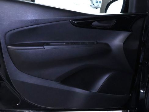 Used 2022 Chevrolet Spark LT image 11