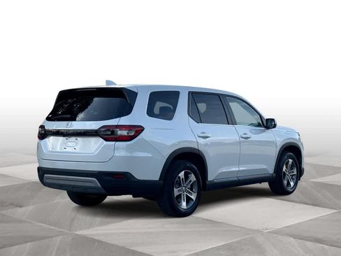 Used 2024 Honda Pilot EX-L image 8