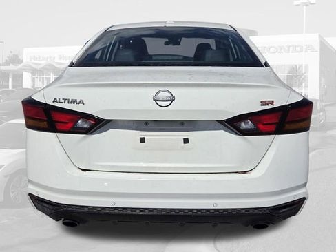 Used 2025 Nissan Altima 2.5 SR FWD image 4