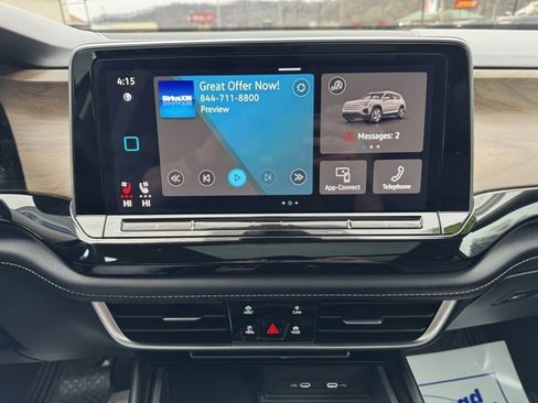 Used 2024 Volkswagen Atlas SE image 22