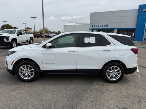 Used 2024 Chevrolet Equinox LT AWD/4WD image 9