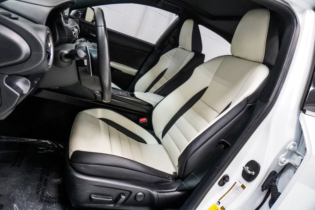 Used 2022 Lexus IS 350 F Sport RWD image 6