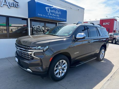 Used 2021 Chevrolet Tahoe Premier AWD/4WD image 2