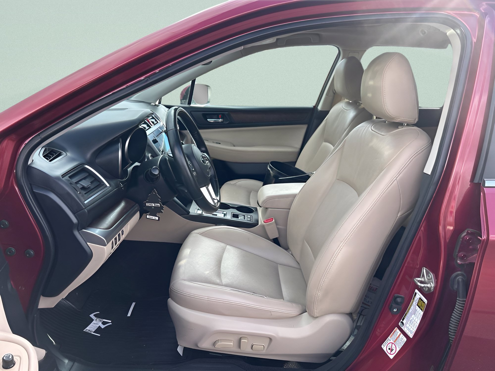 Used 2015 Subaru Outback 3.6R Limited AWD/4WD image 18