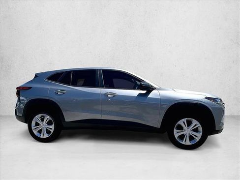 Used 2024 Chevrolet Trax LS FWD image 5