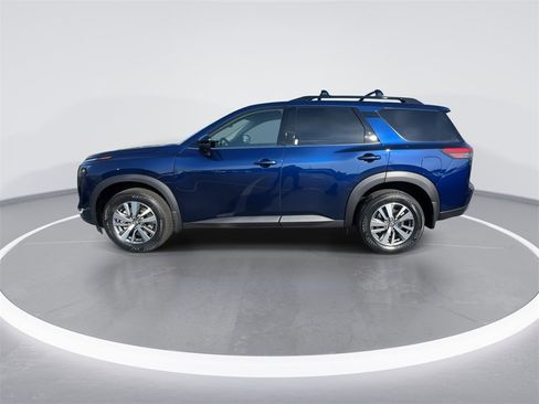 New 2026 Nissan Pathfinder SL image 5