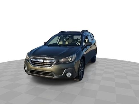 Used 2018 Subaru Outback 2.5i Limited image 3