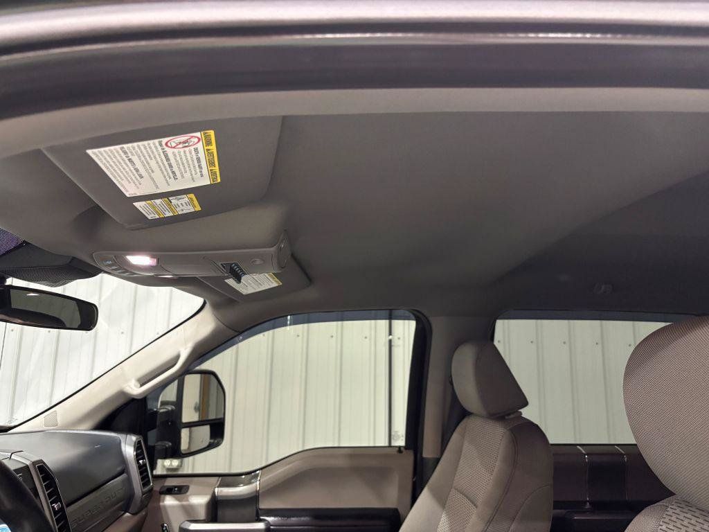Used 2020 Ford F250 XLT w/ XLT Premium Package AWD/4WD image 15