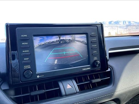 Used 2021 Toyota RAV4 XLE image 25